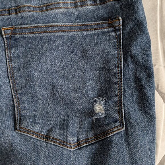 Judy Blue Jeans Women's 32 Blue Boyfriend Pull on Denim Destroyed Jegging Relax - Picture 10 of 16